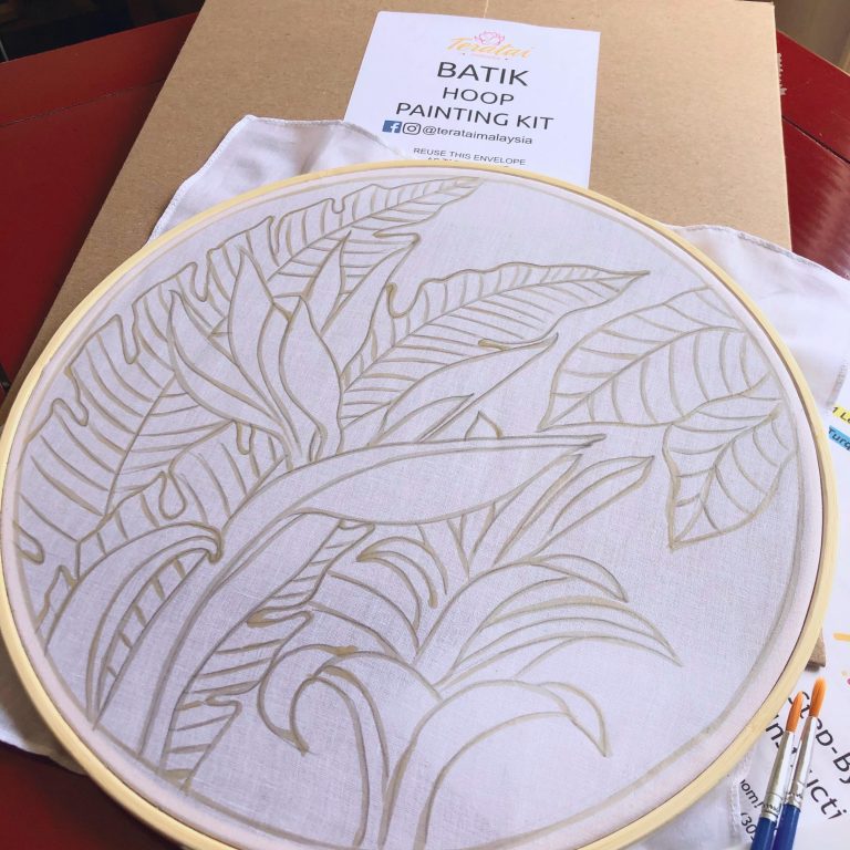 Batik Hoop Painting Kit - Bird of Paradise - Image 3