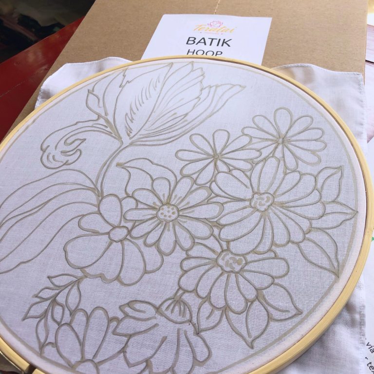 Batik Hoop Painting Kit - Daisy - Image 2