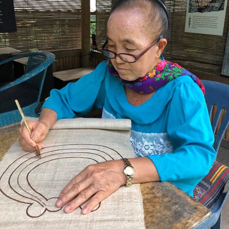 Black Hmong Tribe Tjanting With Workshop - Image 7